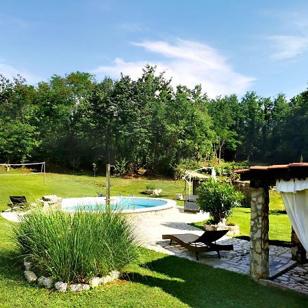 Holiday House Vuki Nedescina Екстер'єр фото