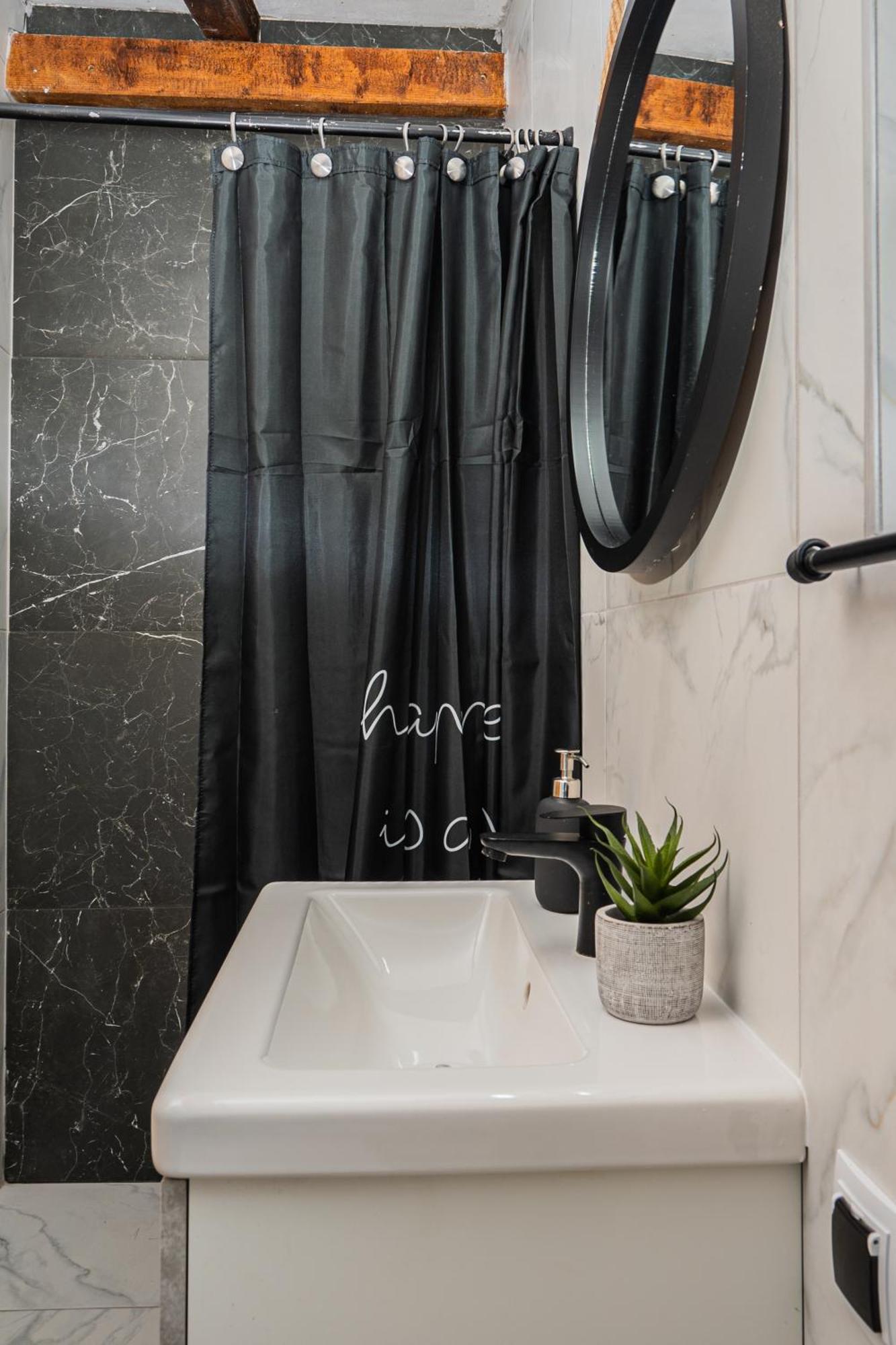 Holiday House Vuki Nedescina Екстер'єр фото
