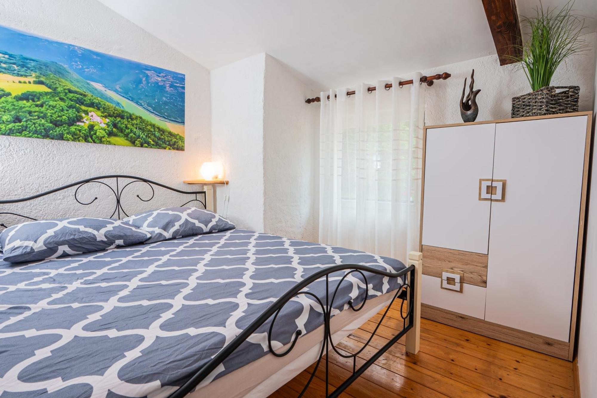 Holiday House Vuki Nedescina Екстер'єр фото